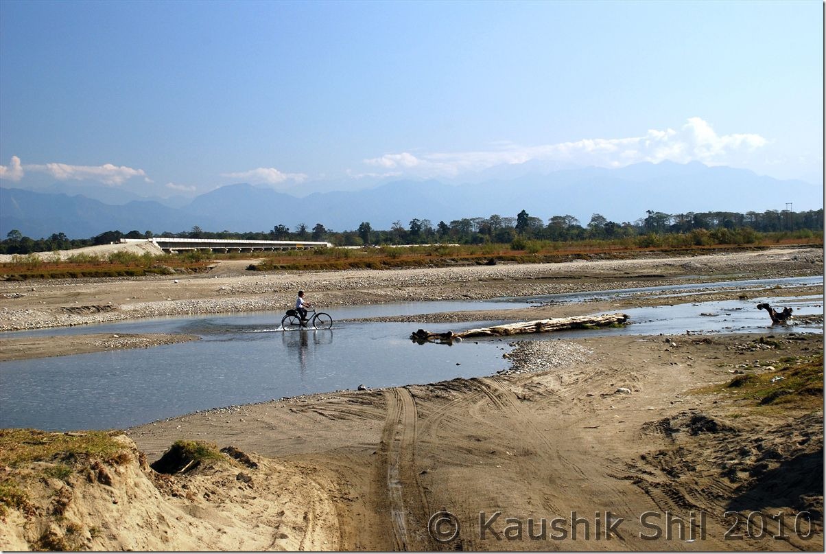 0135_The famous roads of Arunachal