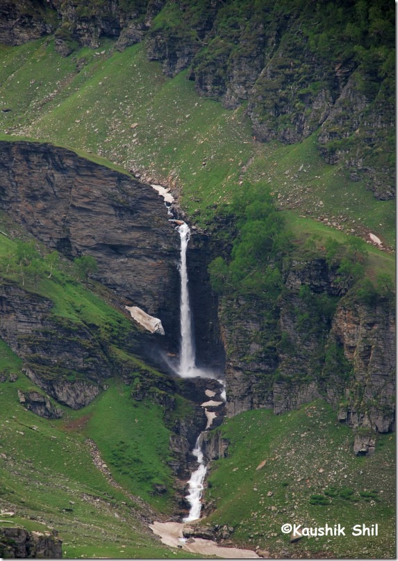 30972_Water Falls from Rohtang