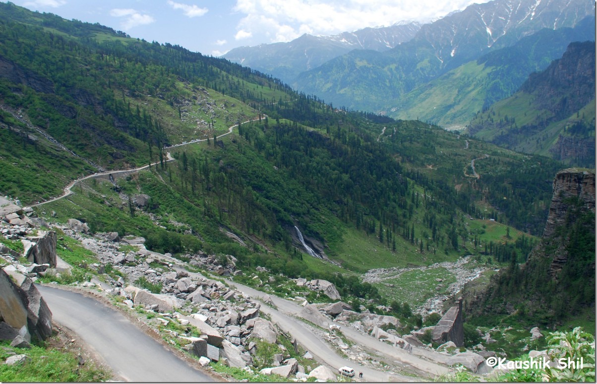 30997_Towards Manali